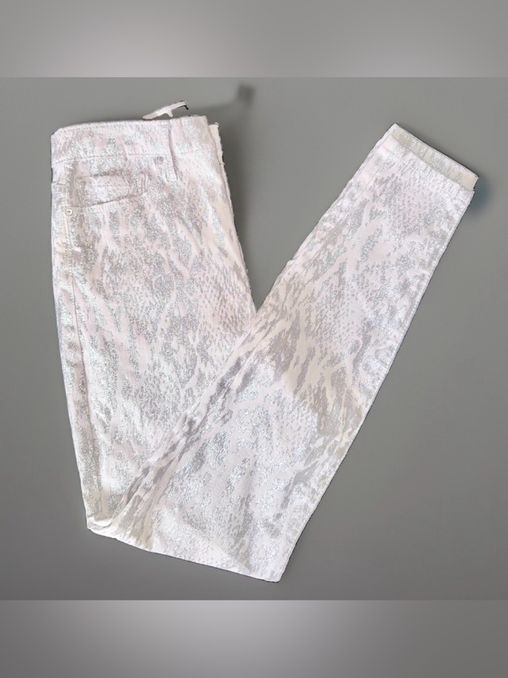 Black Orchid Gisele Jeans High Rise Skinny White Silver Foil Snake Print Size 28